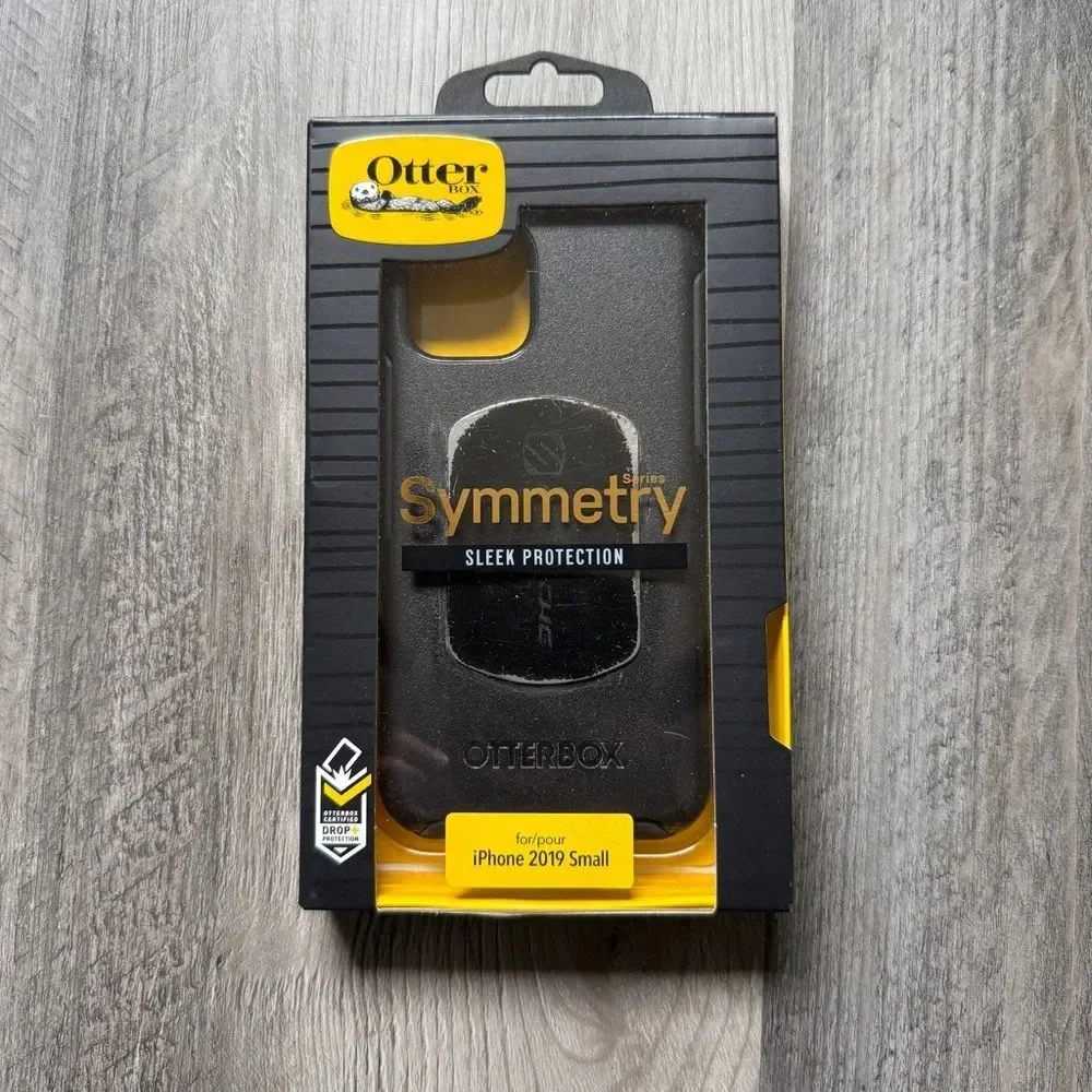 OtterBox iPhone 11 Pro Phone Case Black With Magnet Attached